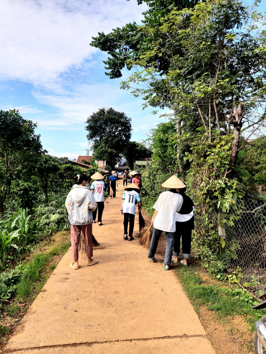 Đồng Loạt Ra Quân Tổng Vệ Sinh Môi Trường Phòng Chống Sốt Xuất Huyết Năm 2023